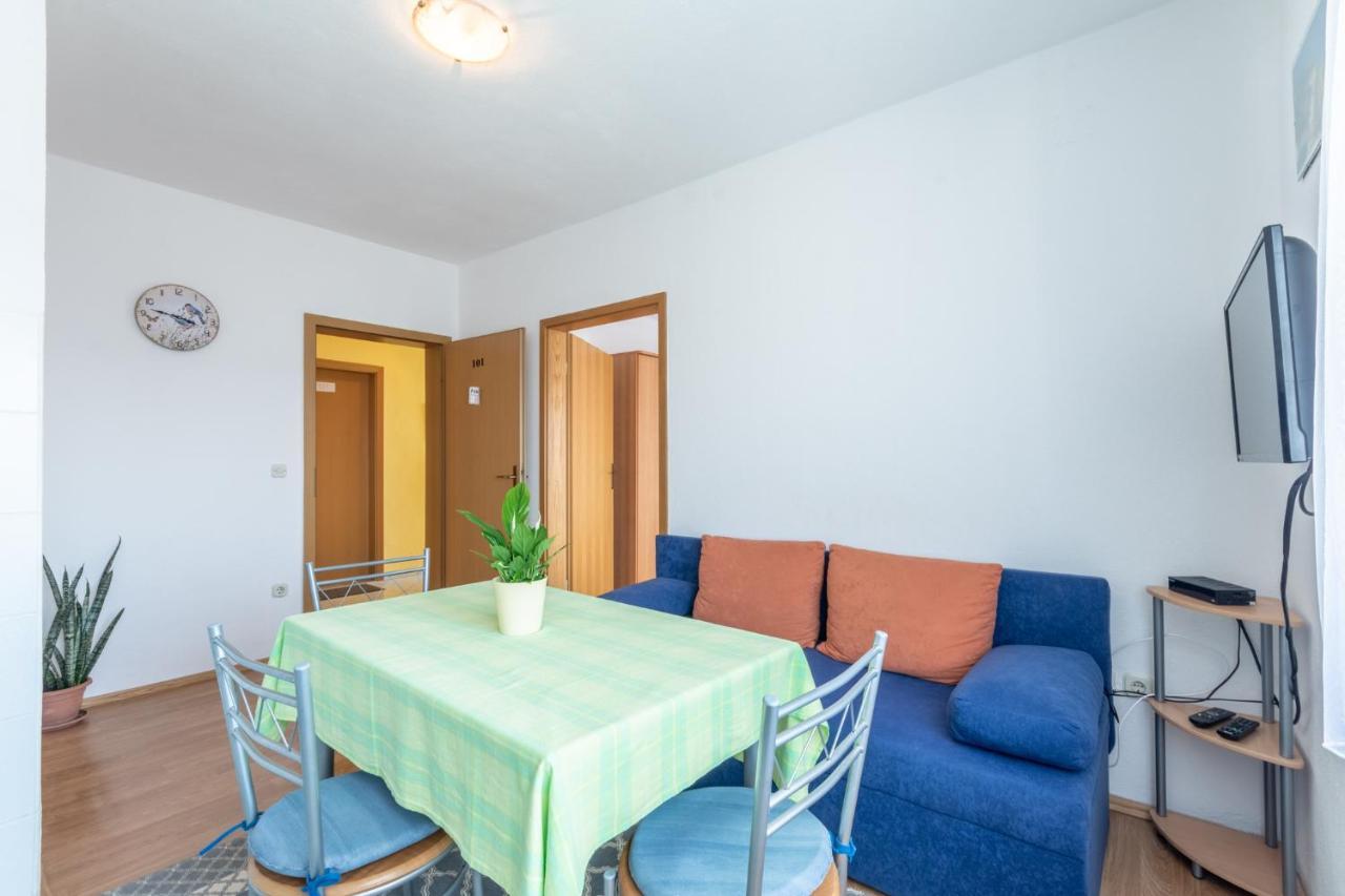 Apartments Mimi Trogir Bagian luar foto